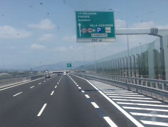 Villa Costanza Access from A1 Motorway
